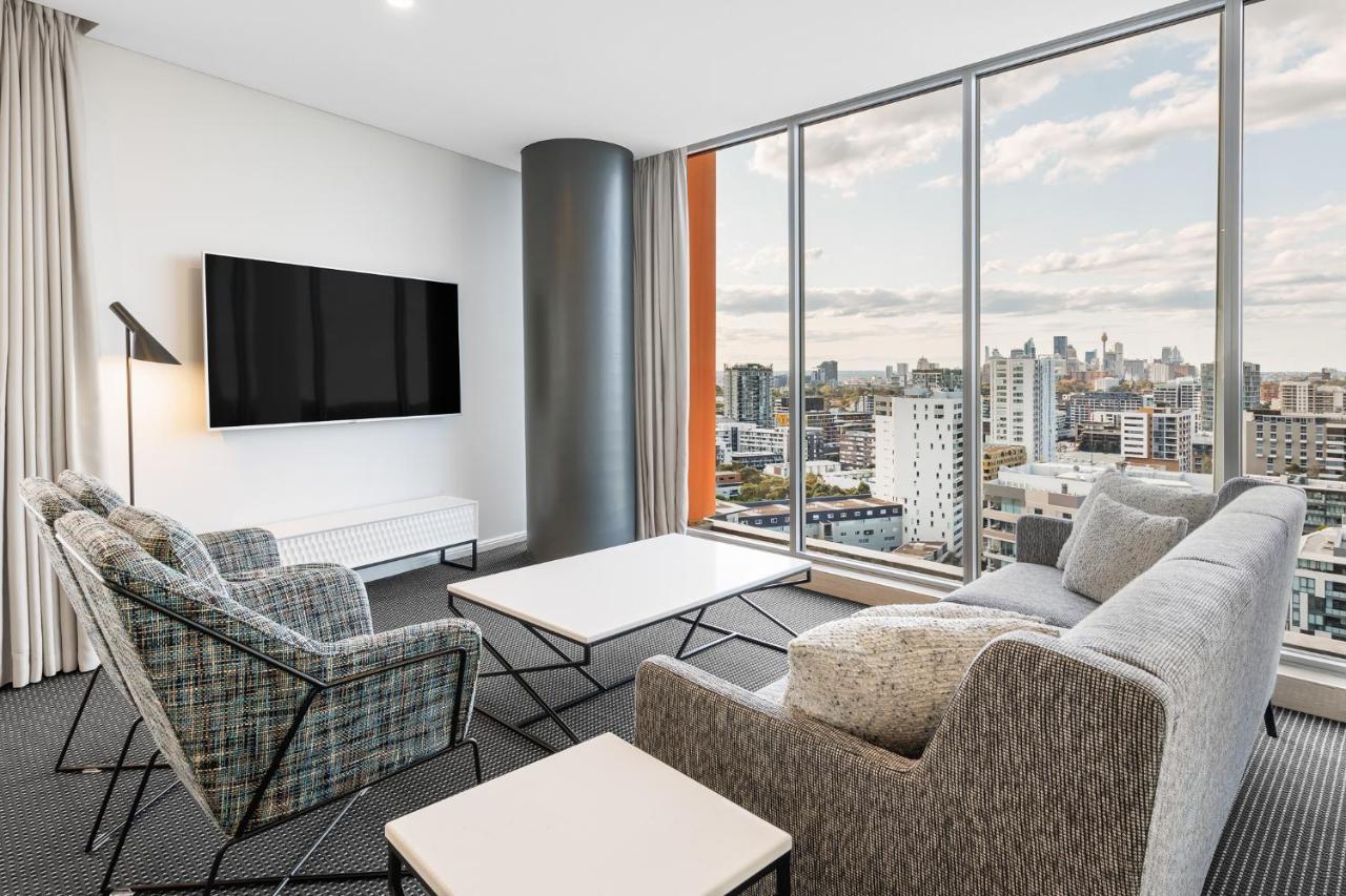 Meriton Suites Zetland Сидни Екстериор снимка