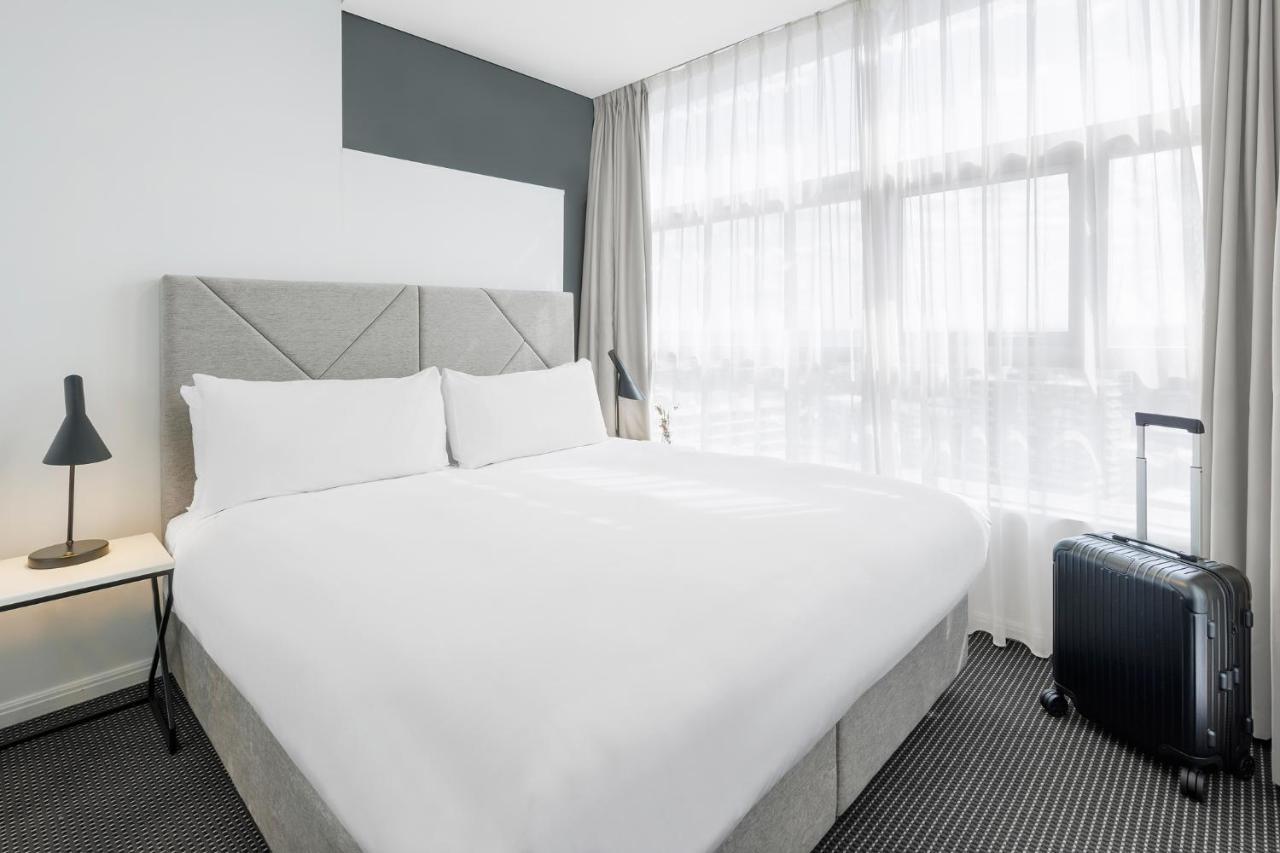 Meriton Suites Zetland Сидни Екстериор снимка